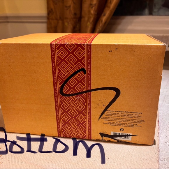 RARE! AVEDA Asian teapot and cups - Picture 6 of 7